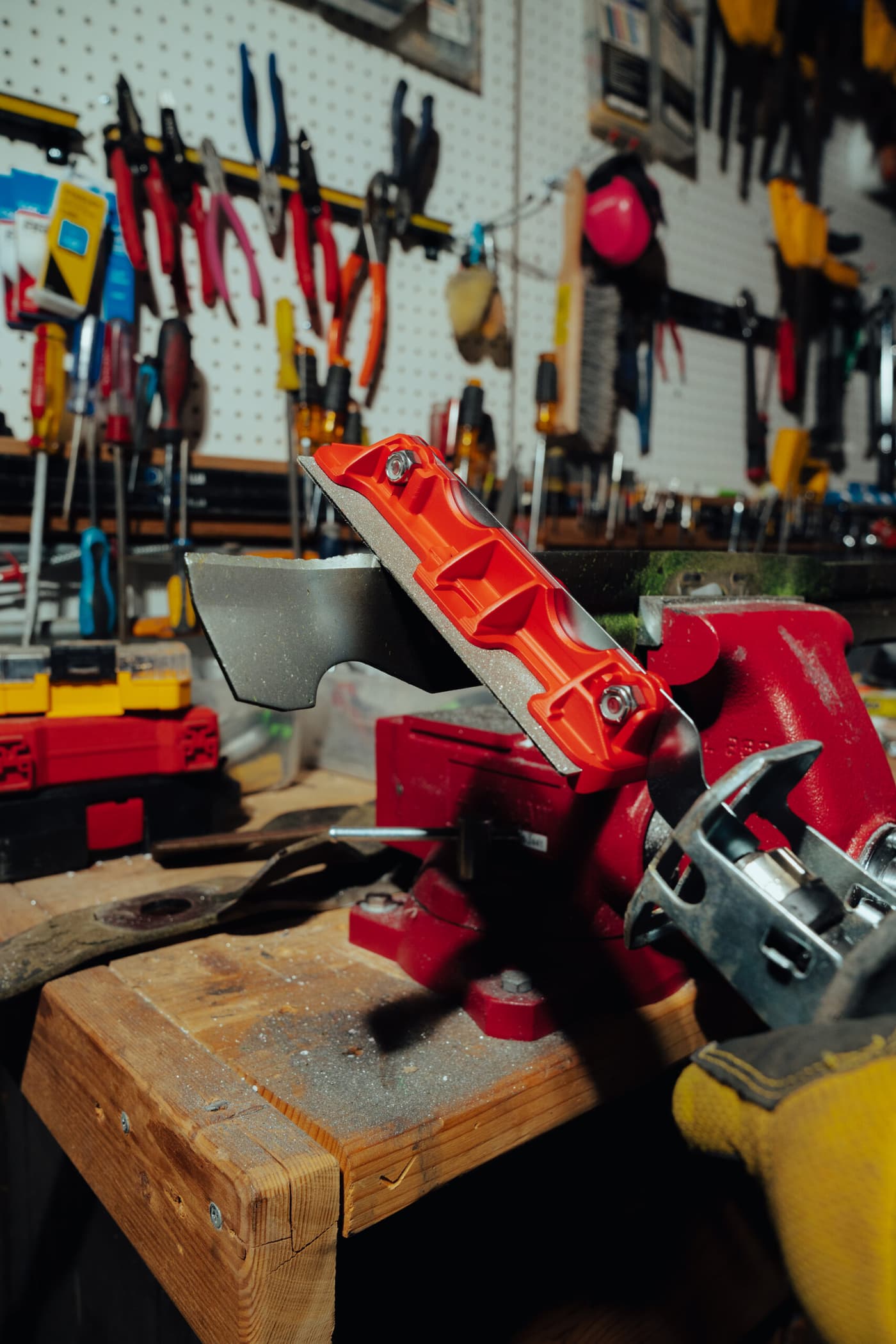Blade Sharpness vs. Mower Performance: The Numbers — cover image